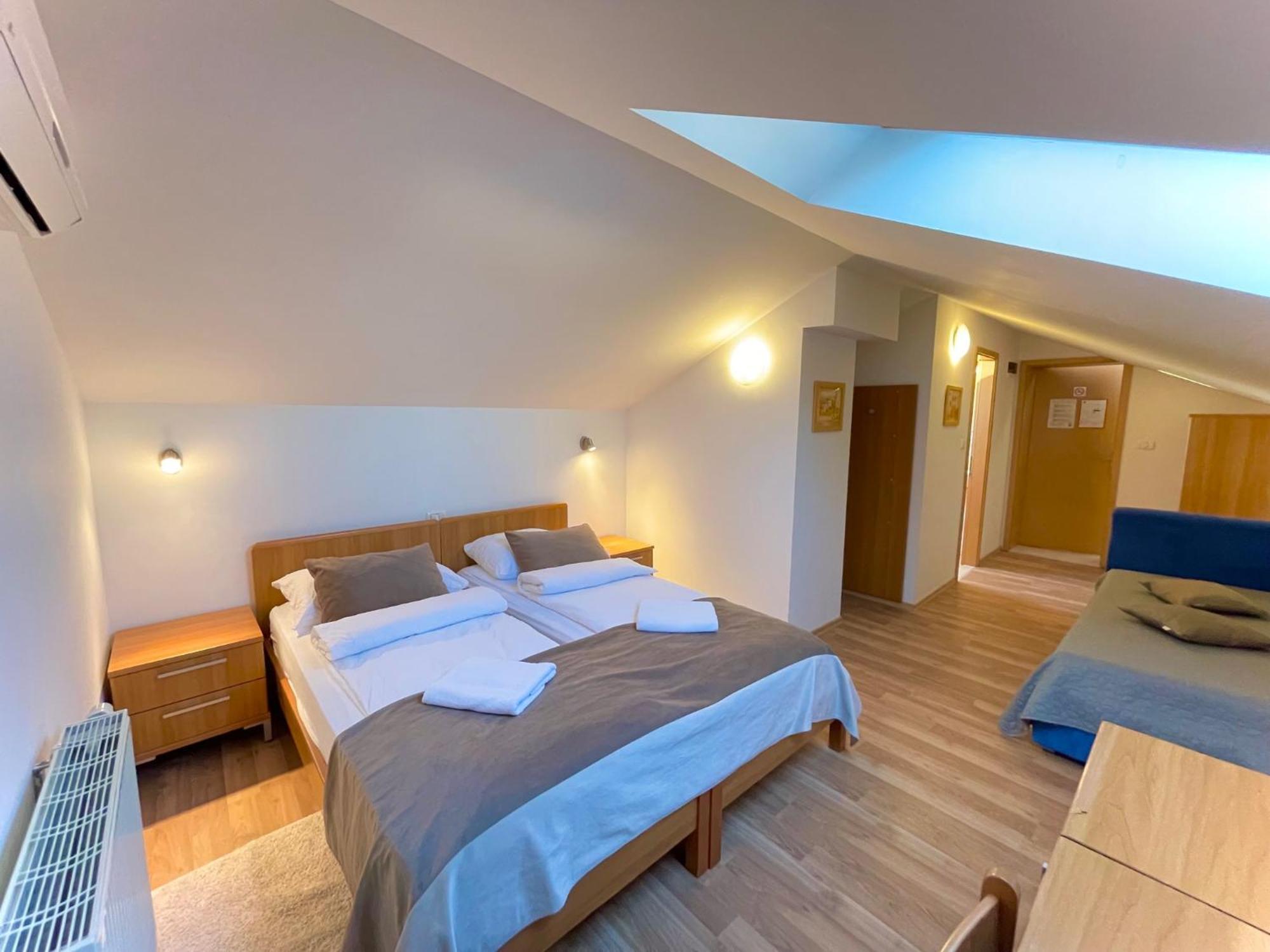 Garni Hotel Keltika Izola Exterior foto